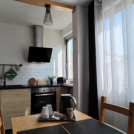Appartement Centre Ville Avec Parking Privatif Dijon Exterior foto