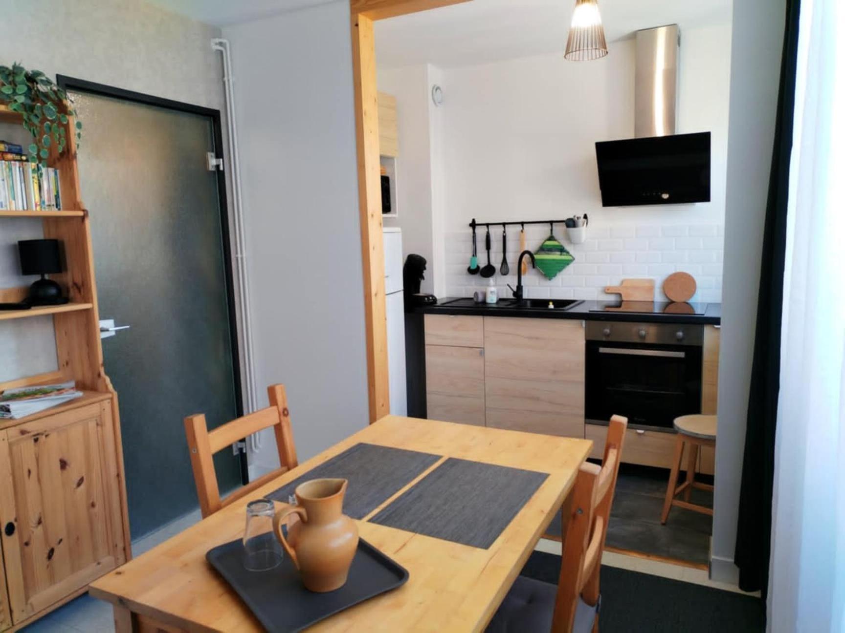 Appartement Centre Ville Avec Parking Privatif Dijon Exterior foto