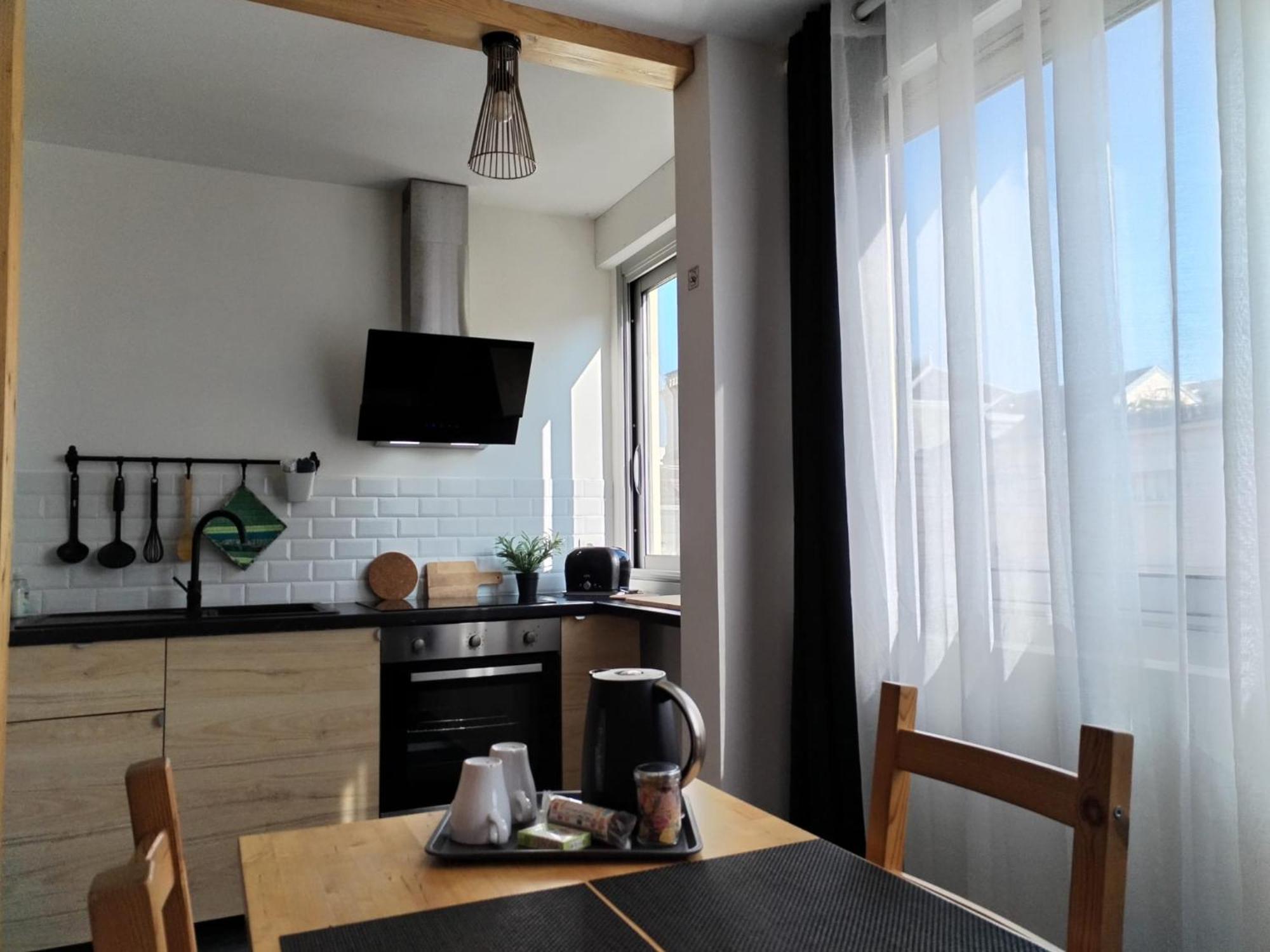 Appartement Centre Ville Avec Parking Privatif Dijon Exterior foto